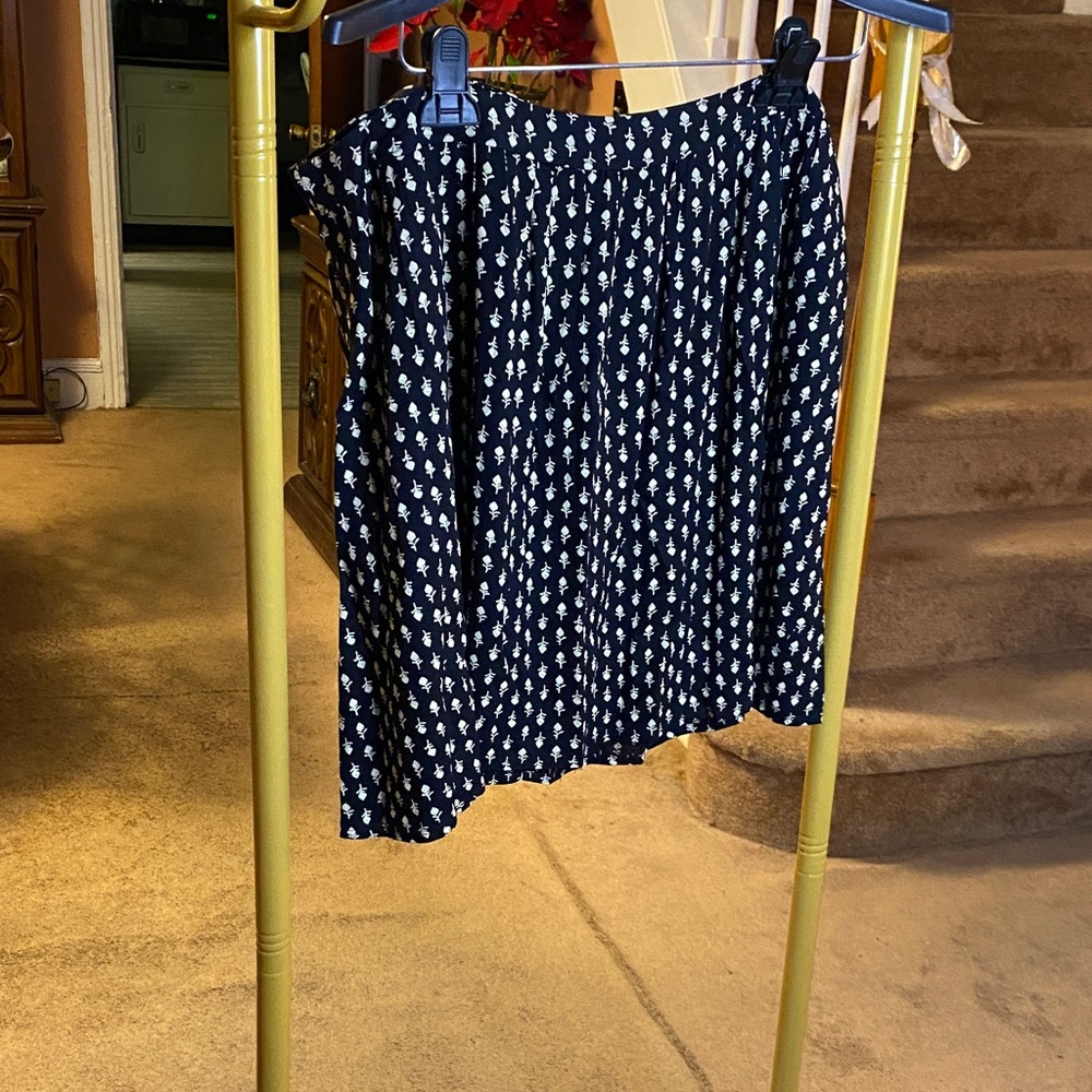 Lucky Brand black Patterned Women's Skirt